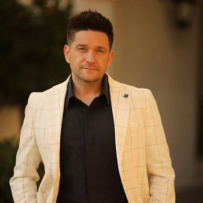 Артем Нестеренко